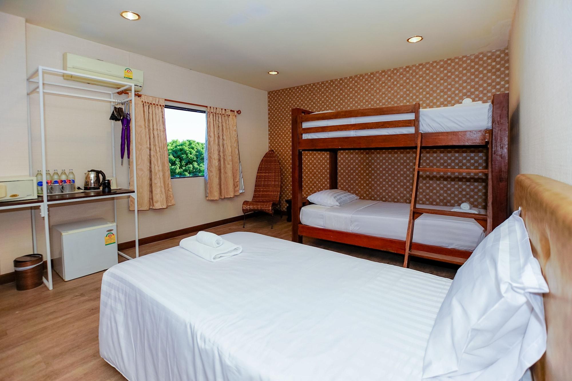 Parasol Inn Chiang Mai Old City Hotel 外观 照片