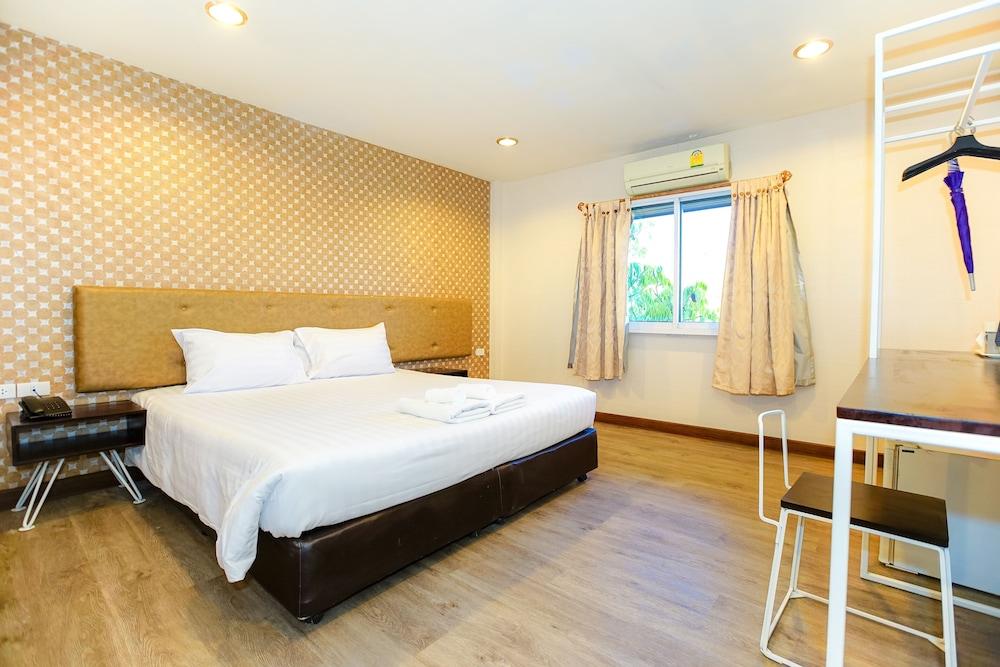 Parasol Inn Chiang Mai Old City Hotel 外观 照片