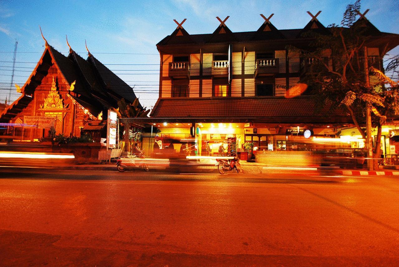 Parasol Inn Chiang Mai Old City Hotel 外观 照片